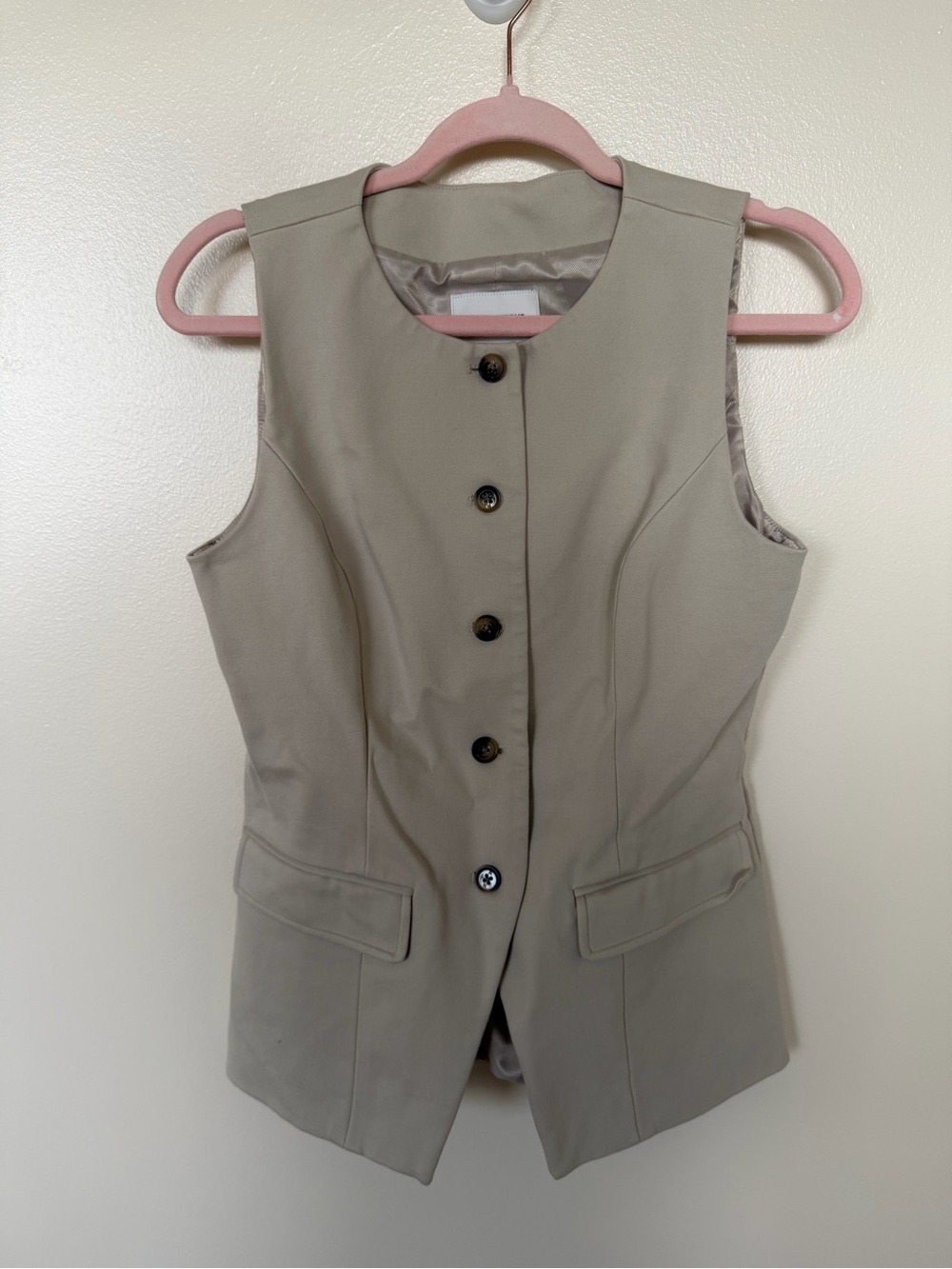 BANANA REPUBLIC Long Ponte Cutaway Vest in Natural Stone